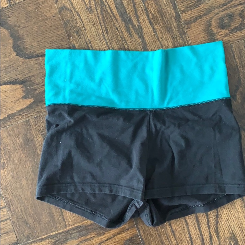 Aerie gym shorts